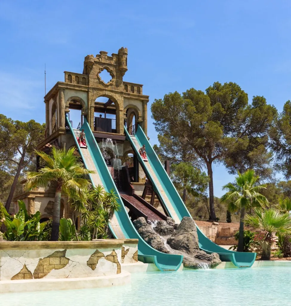 Waterglijbanen van Aqualand Torremolinos