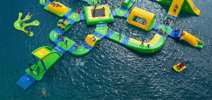 Costa Water Park, het drijvende waterpark voor de kust van Benalmadena