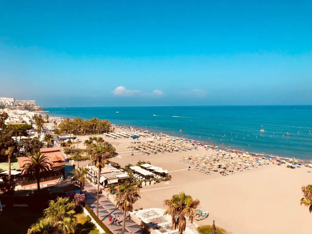 Uitzicht over de kust bij Torremolinos